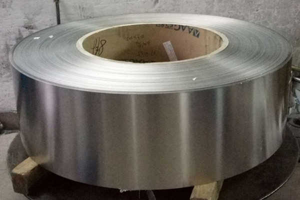 2025年精密不銹鋼帶行業(yè)迎來黃金發(fā)展期，技術(shù)創(chuàng)新與產(chǎn)能擴(kuò)張并進(jìn)